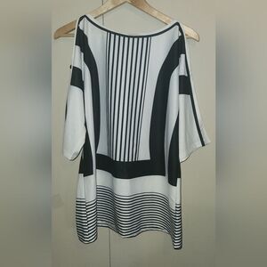 F65 Boxy black white striped blouse cold shoulder 3/4 length sleeves boatneck XL